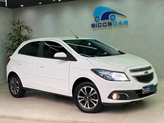 CHEVROLET ONIX 1.4 MPFI LTZ 8V FLEX 4P AUTOMÁTICO CHEVROLET ONIX 1.4 MPFI LTZ 8V FLEX 4P AUTOMÁTICO
